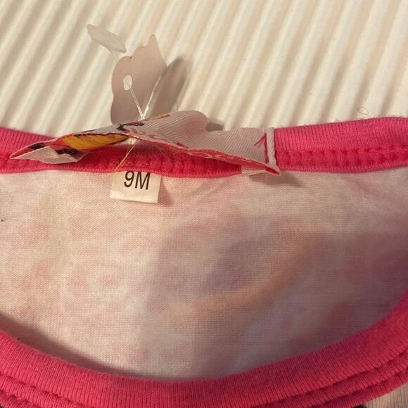 Boutique Romper Ruffled Legs Polka Dot & Damask 9 Month - Picture 4 of 5